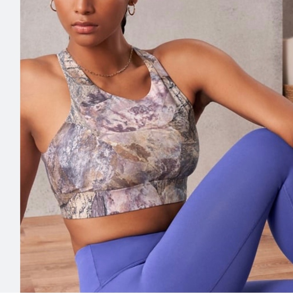 Fabletics no bounce sports bra size 2X color orchid moon NWT